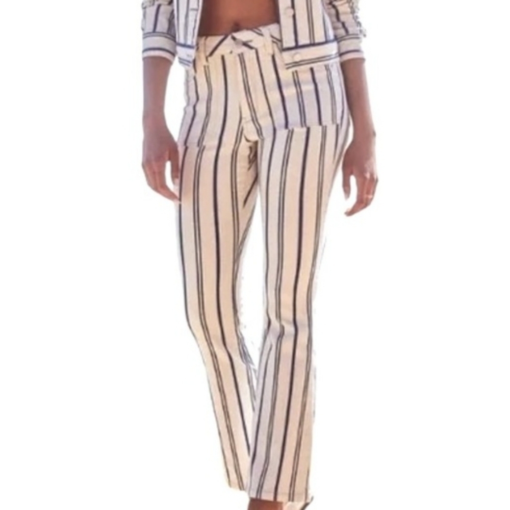 Velvet Heart Demin High Rise Blue And White Striped Jeans Size 27